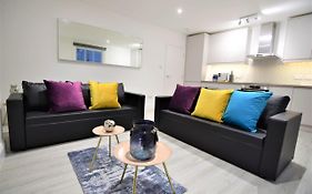 Two Bedroom Flat Next Ot Brighton Seafront Sleep 6